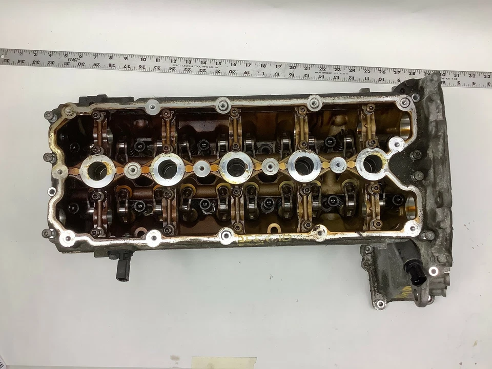 Volkswagen Beetle 2010 motor de gasolina de 2,5 L válvula de culata de 5 cilindros OEM+ Foto 4 de 4