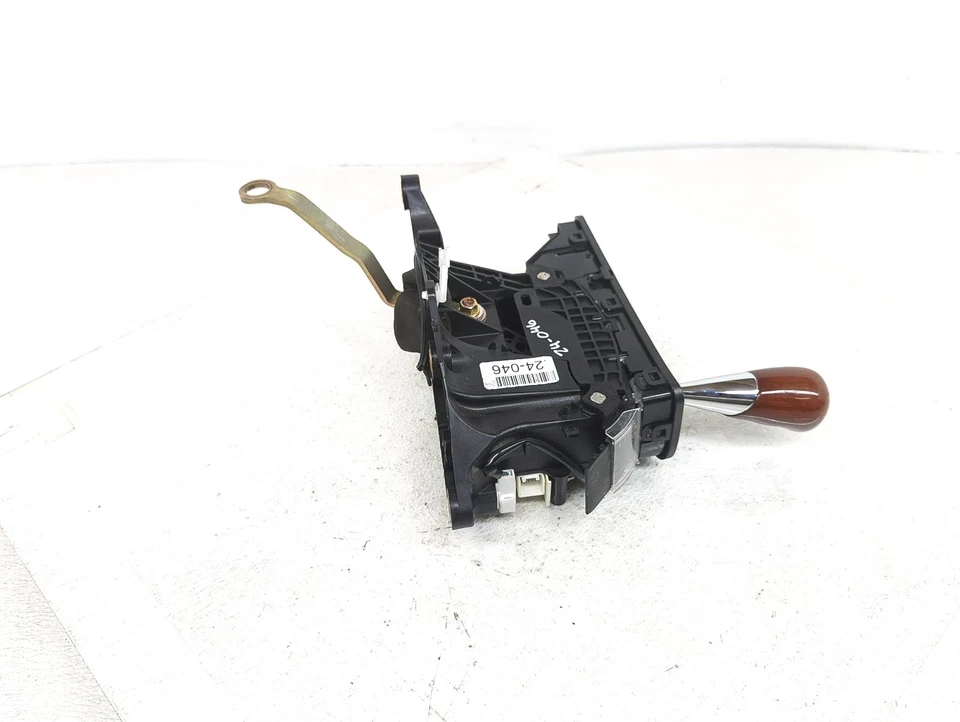 2002 - 2006 雷克萨斯 Sc430 4.3L 自动变速器地板变速器选择器 带千斤顶 — 第 2/4 张图片