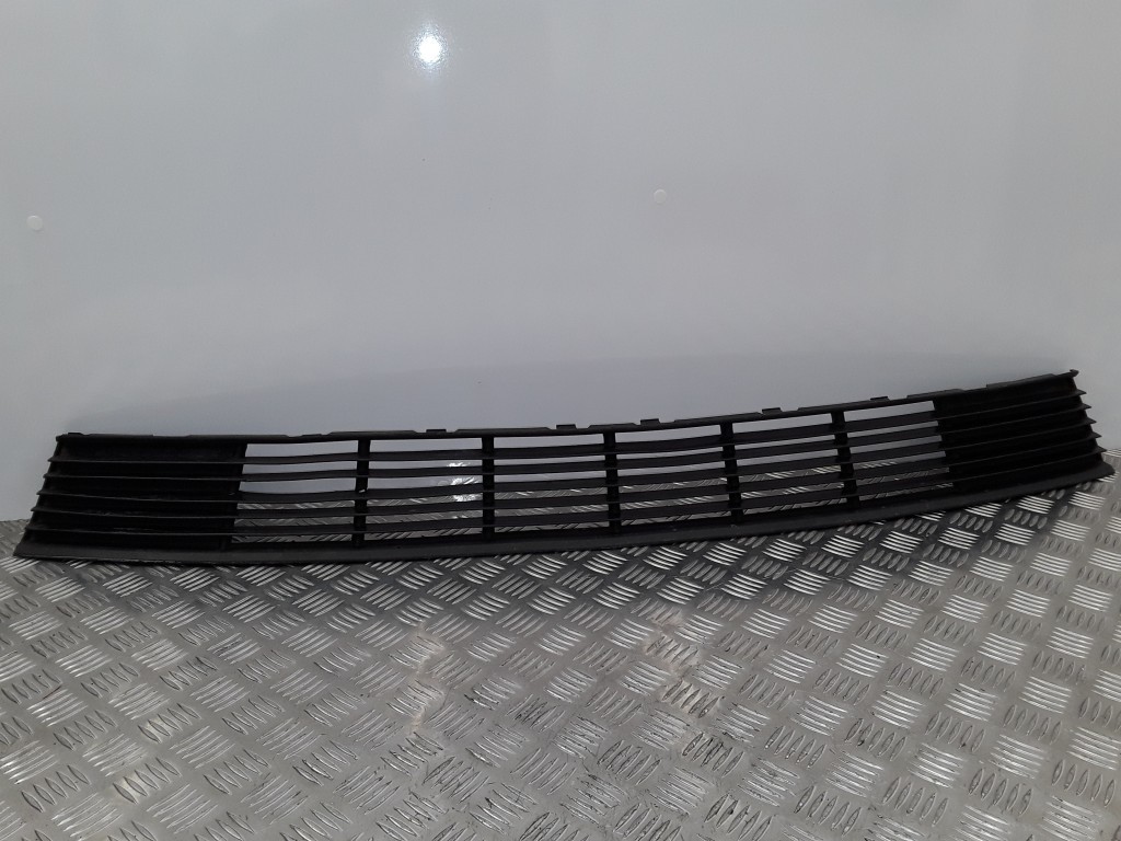 Renault Vel Satis 2003 Diesel Lower grill (three-part) 42496 130kW 