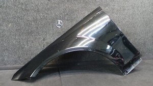 FC-11 * Mercedes-Benz W204 C-Klasse  Kotflügel Links - 197 Obsidianschwarz Met