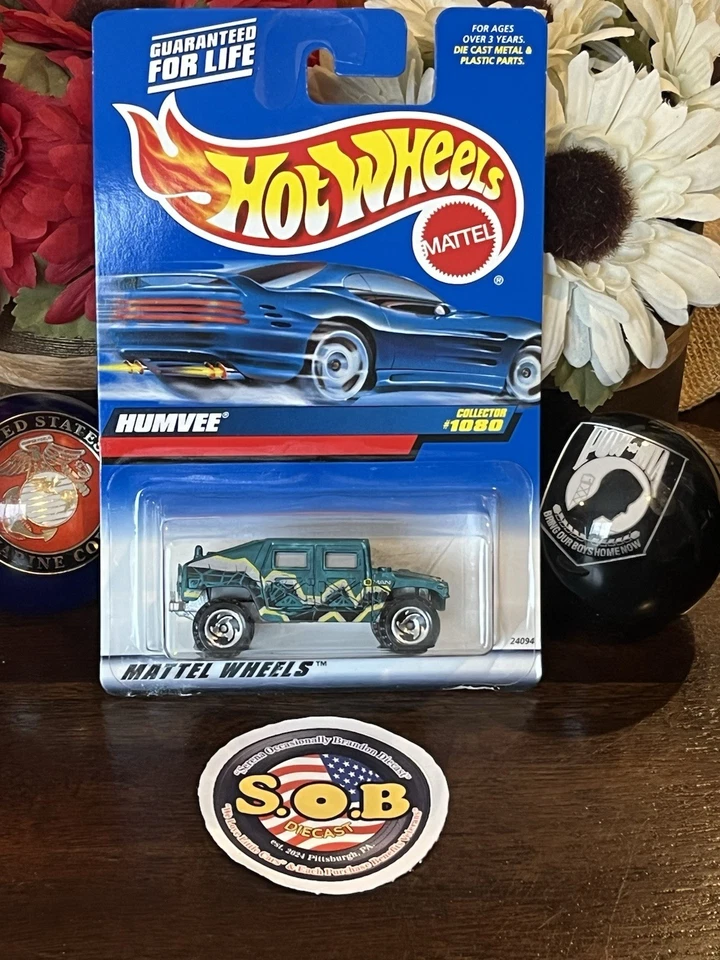 Hot Wheels 2001 Hummer Humvee Green Diecast SEALED NM Condition - Image 2 of 4