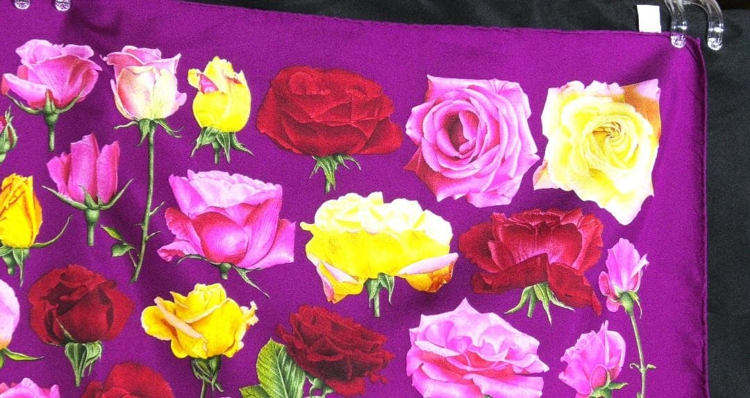 GUCCI large silk scarf　 85cm＊85cm thumbnail 13