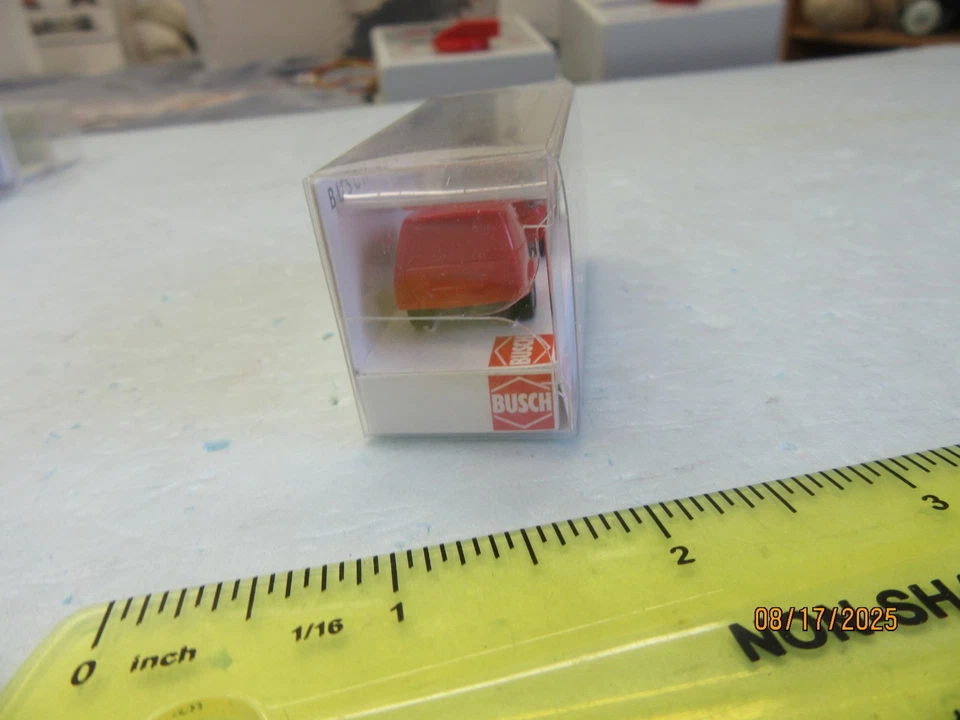 HO  HBusch 49352 Smart Roadster with Hanger  Rare - NIB - Image 4 of 4