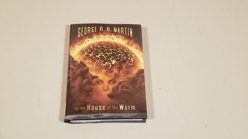 IN THE HOUSE OF THE WORM by GEORGE R.R. MARTIN **Signed** +TS+ - 第 1/2 張圖片