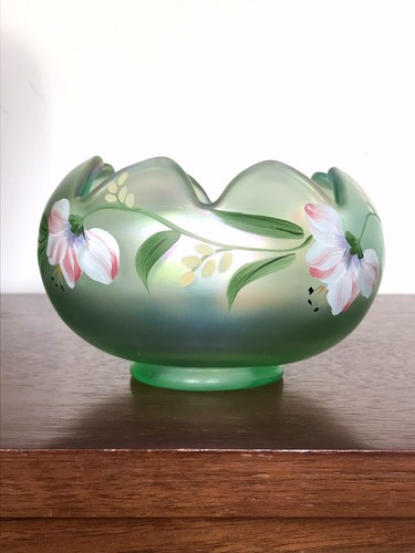 Fenton The Museum Collection Iridescent Glass Art Hand Painted Flowers Rose Bowl - Picture 4 of 13