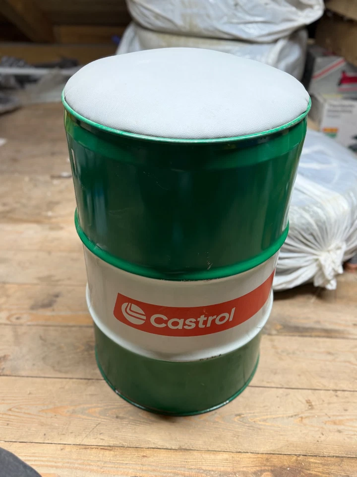 Castrol 60 L Ölfass Sitz / Hocker – Upcycling – Werkstatt / Büro / Deko - Bild 4 von 4