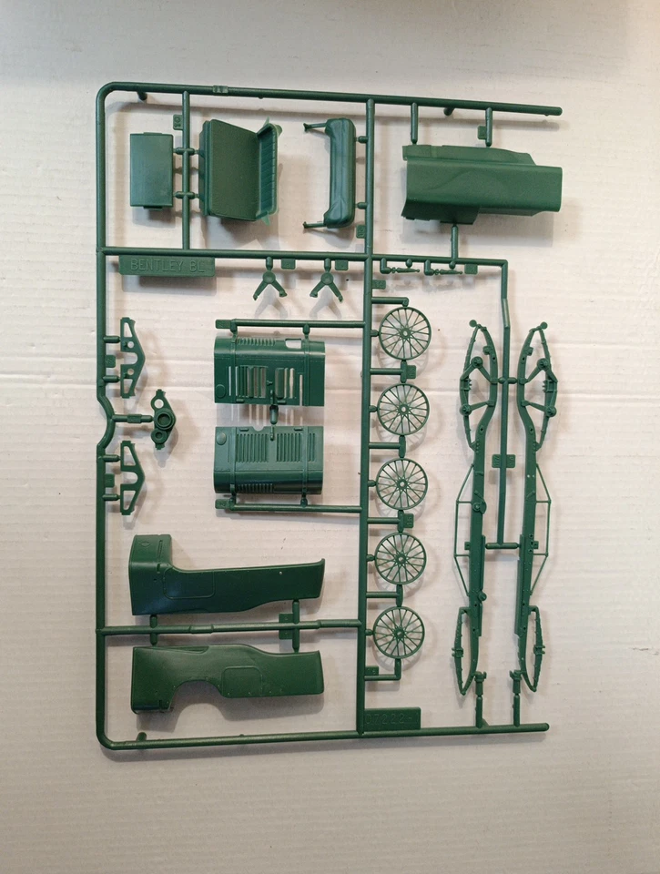 HELLER 1/24 BENTLEY 4.5L BLOWER KIT MONTAGGIO REF.80722 - Immagine 2 di 4