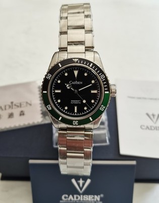 NEU IN OVP CADISEN C8206L TAUCHERUHR KOMPLETTSTAHL SCHWARZ/GRÜN SAPHIR SEIKO NH35 200m