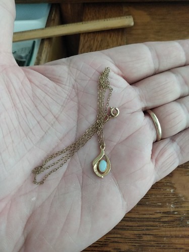 Vintage Marked 12k GF Gold Filled Necklace W Opal Pendant 16” Gold Filled Chain