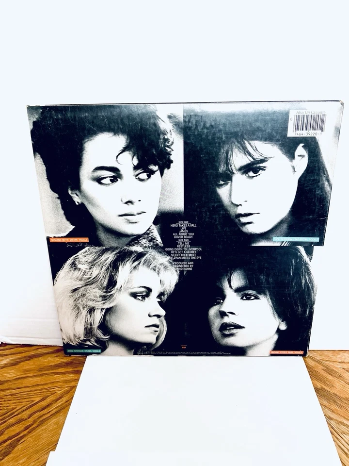 Bangles 1984 All Over The Place Vinyl Album Works Columbia Minor Wear Sleeve Foto 4 de 4