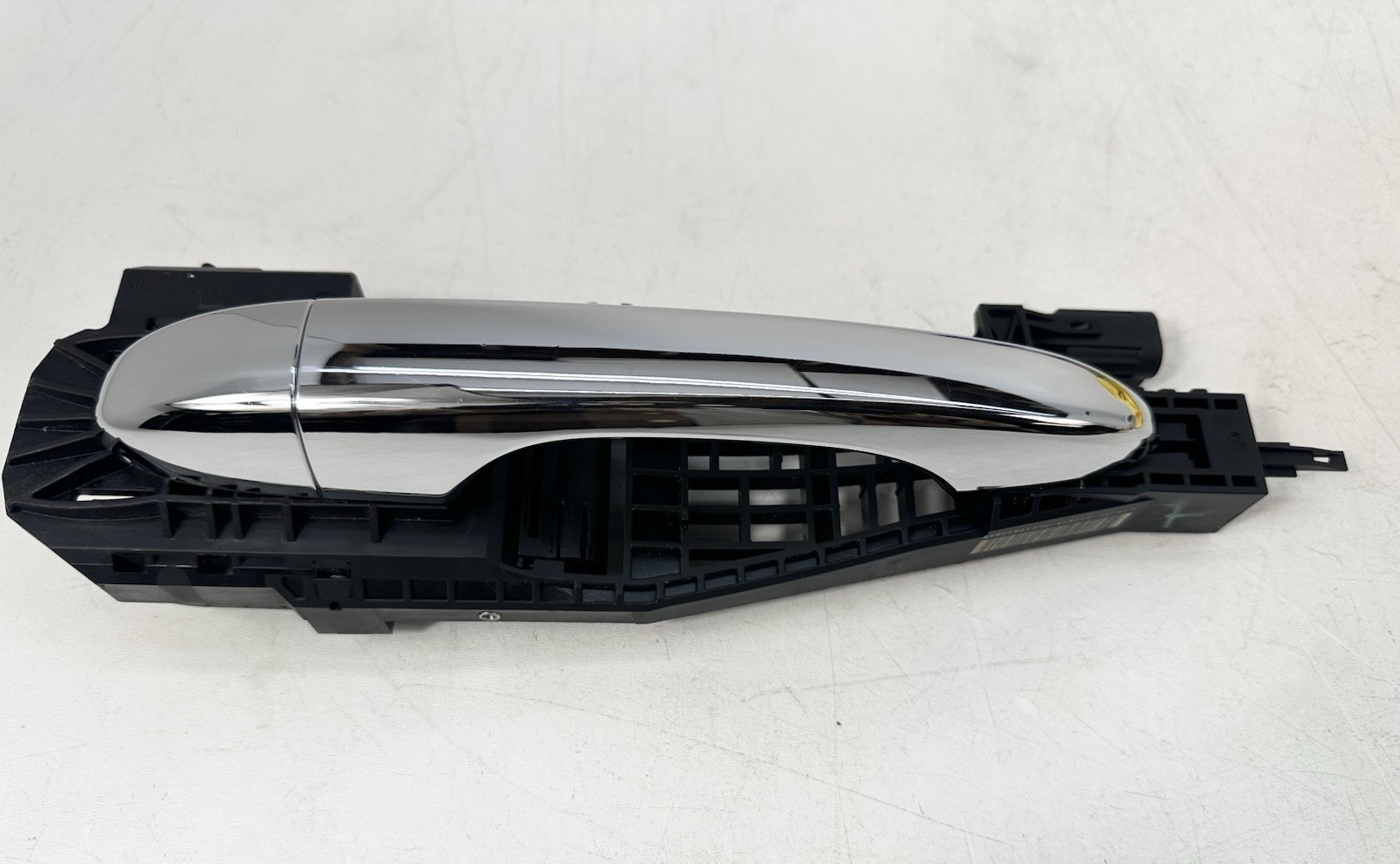 14-21 Maserati Ghibli Rear Left Driver Side Exterior Door Handle 670005441 OEM
