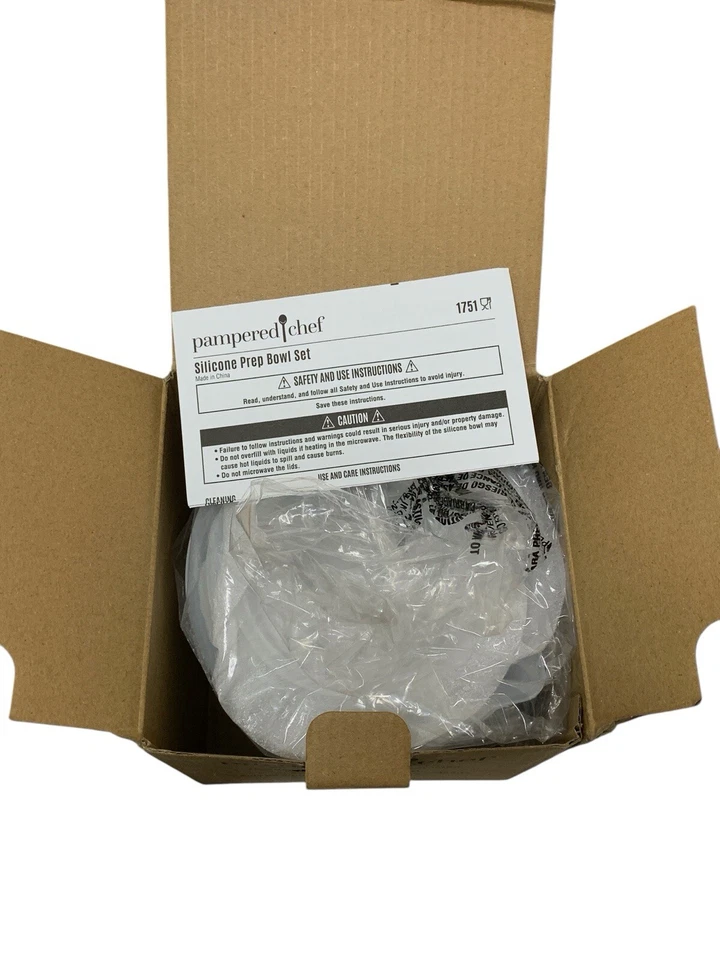 Pampered Chef Silicone Prep Bowls Set of 3 #1751 New in Box - Image 2 of 4