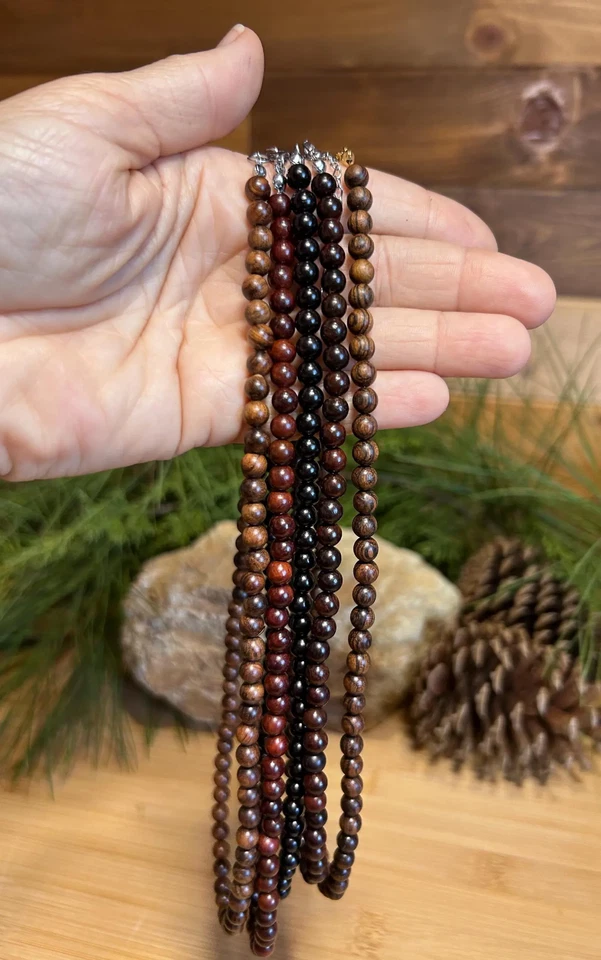 Collares de sándalo ébano, palo de rosa, piel de tigre, gargantillas de cuentas de madera 6 mm unisex Foto 2 de 4