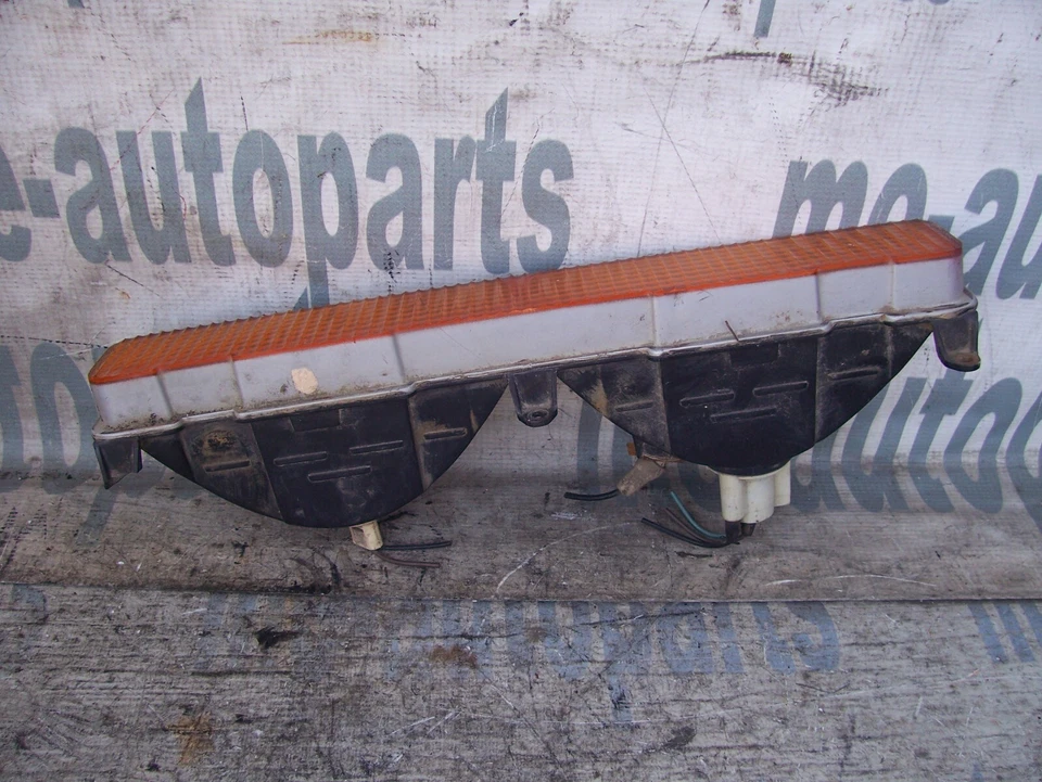 1980-1985 Cadillac Sevilla Eldorado OEM MARCADOR DE CONDUCTOR IZQUIERDO LUZ INTERMITENTE Foto 4 de 4