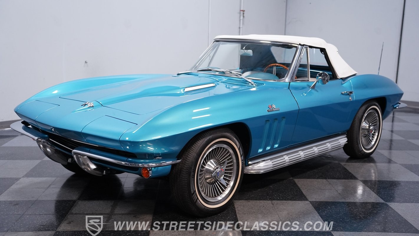 1965 Nassau Blue Chevrolet Corvette   | C2 Corvette Photo 7