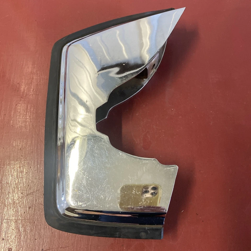 Protector de parachoques delantero derecho Pontiac 1972 cromado original Bonneville Catalina Foto 2 de 4