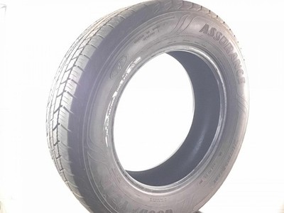 P235/65R18 Goodyear Assurance Weather Ready 106 H Used 8/32nds