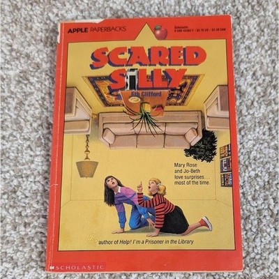 Scared Silly by Eth Clifford Apple Paperbacks Scholastic Childrens Book
