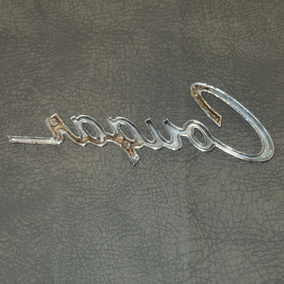 Insignia adorno emblema cromado Mercury Cougar OEM 1975-1976 Foto 4 de 4