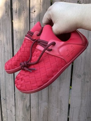 NWT Otz Vibrant Red Women's Woven Sneakers Men 5 Women 6