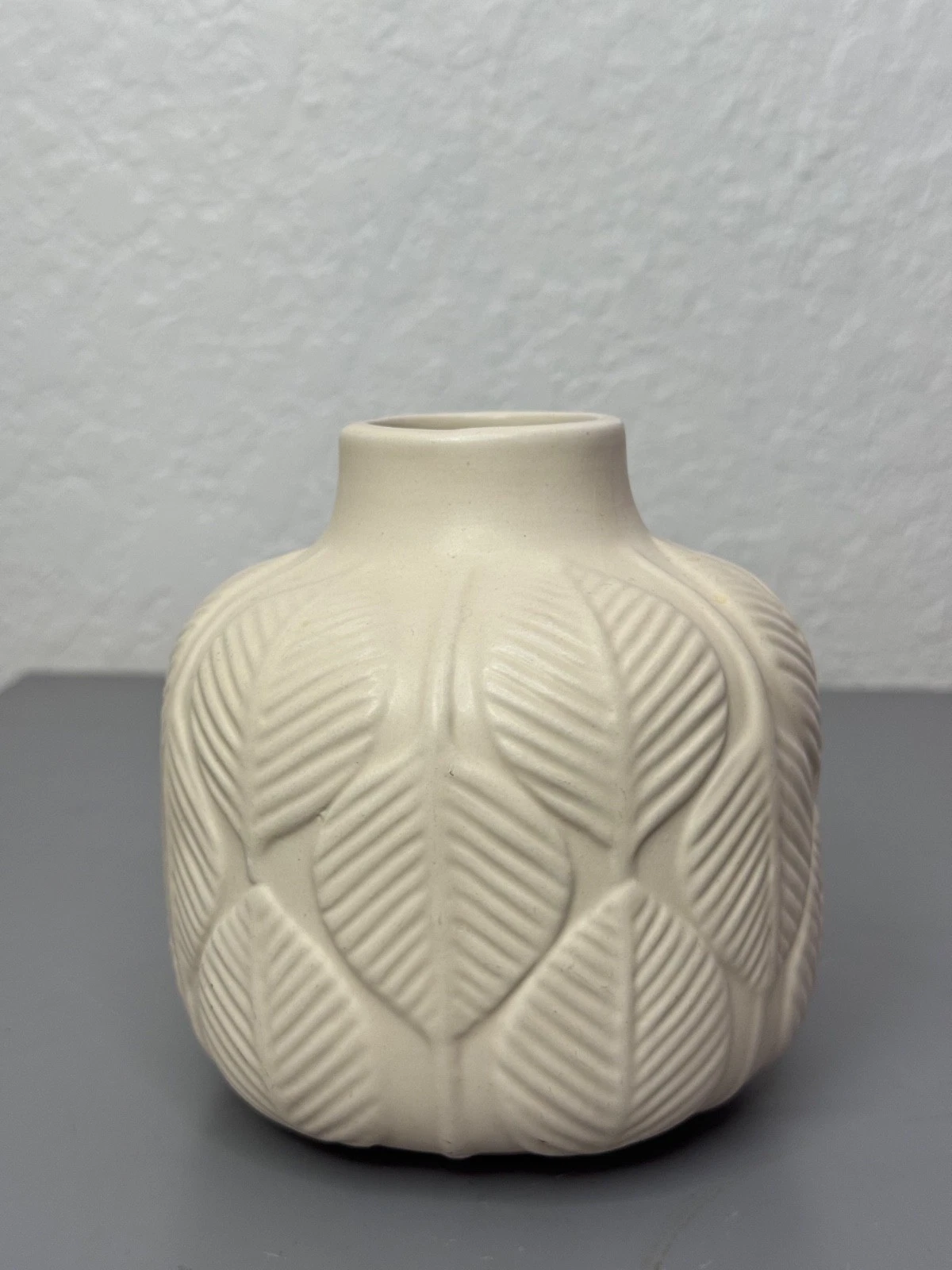 Ceramic Leaf Vase Ivory Embossed Textured Pottery Modern Boho Home Decor
