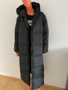 oversized daunenmantel schwarz