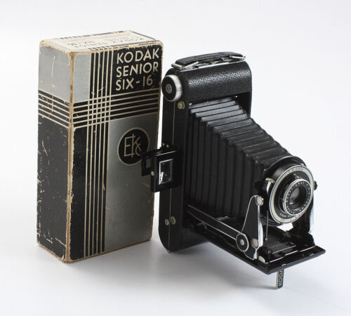 KODAK SENIOR SIX-16 128/7.7 KODAK ANASTIGMAT (STRONG HAZE) BOXED/cks/200391