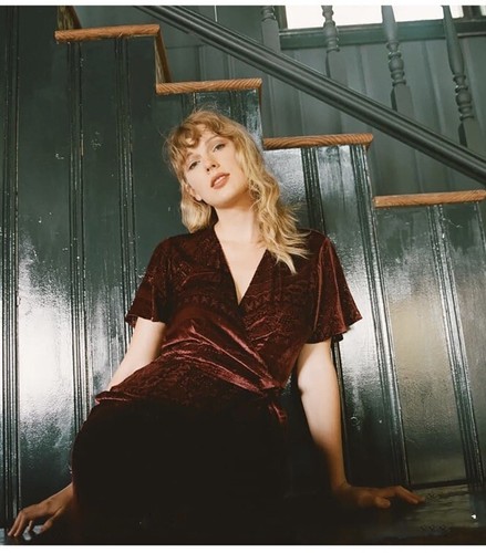 EUC Polo Ralph Lauren Burn-Out Velvet Wrap Maxi Dress Burgundy Size 2 - Picture 16 of 17