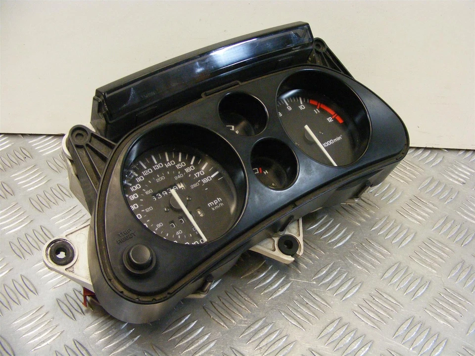 Relojes Honda CBR 1000 F Speedo 63 k millas 1993 a 1999 CBR1000 CBR1000F A883 Foto 2 de 4