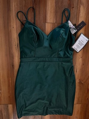 Macys CITY STUDIO Womens Zip Up Back Bust Padding Sleeveless Short  Green