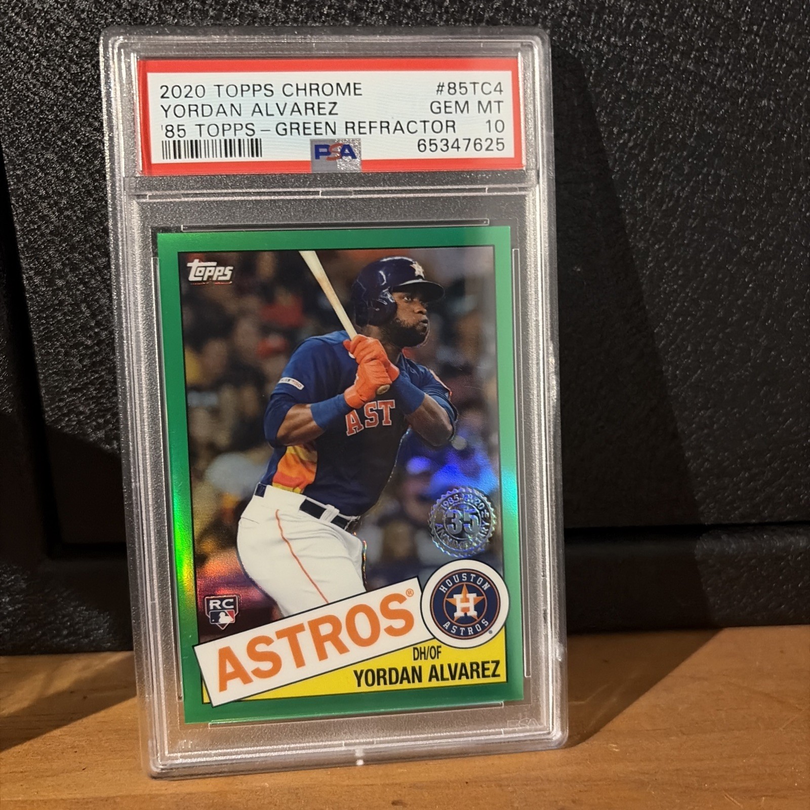 2020 YORDAN ALVAREZ TOPPS CHROME 1985 TOPPS GREEN REFRACTOR 15/99 PSA 10 POP 4 view 1