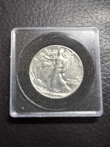 Walking Liberty Half Dollar 90%Silver – High Grade AU/UNC Details –Strong Appeal