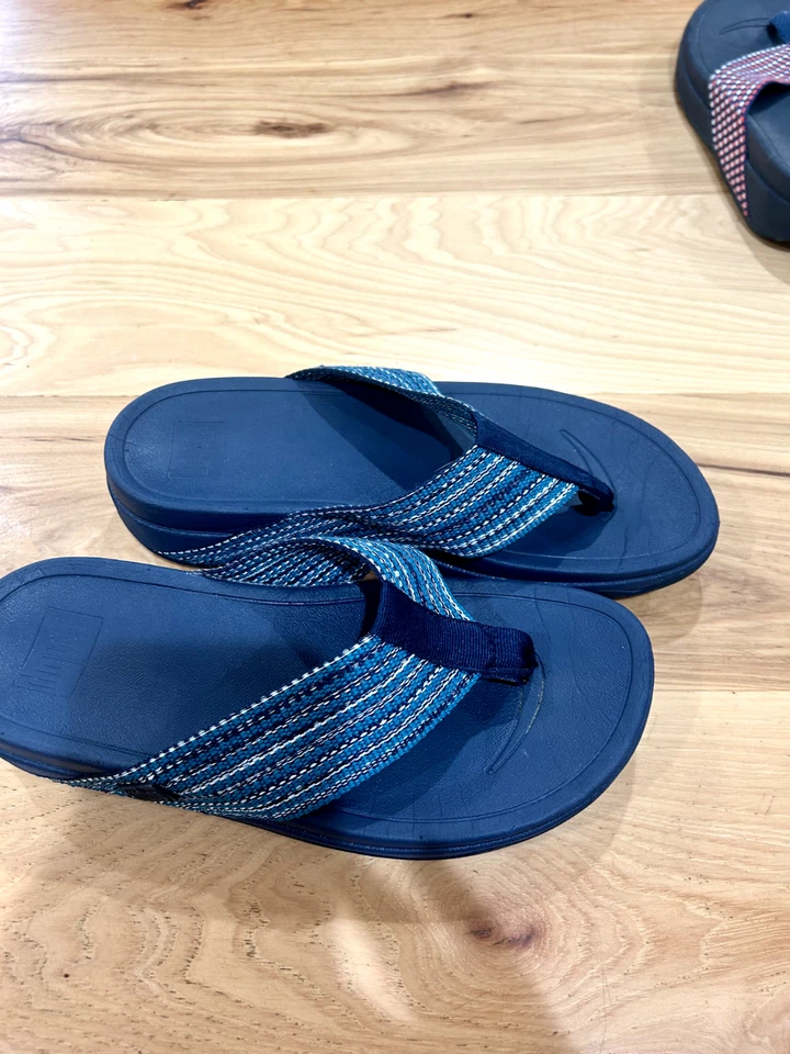 Chanclas Fit Flop Surfa Azul Marino Talla 7 Azul Marino Patrón Foto 4 de 4