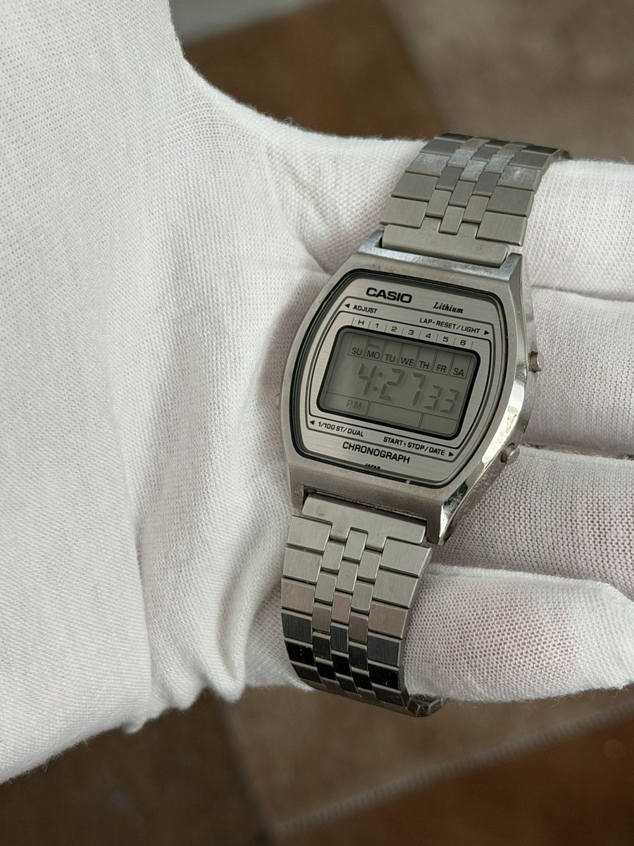 CASIO デジタル腕時計 シルバー Rare Vintage Casio 95QS-36 Men's Digital Chronograph Sports Watch