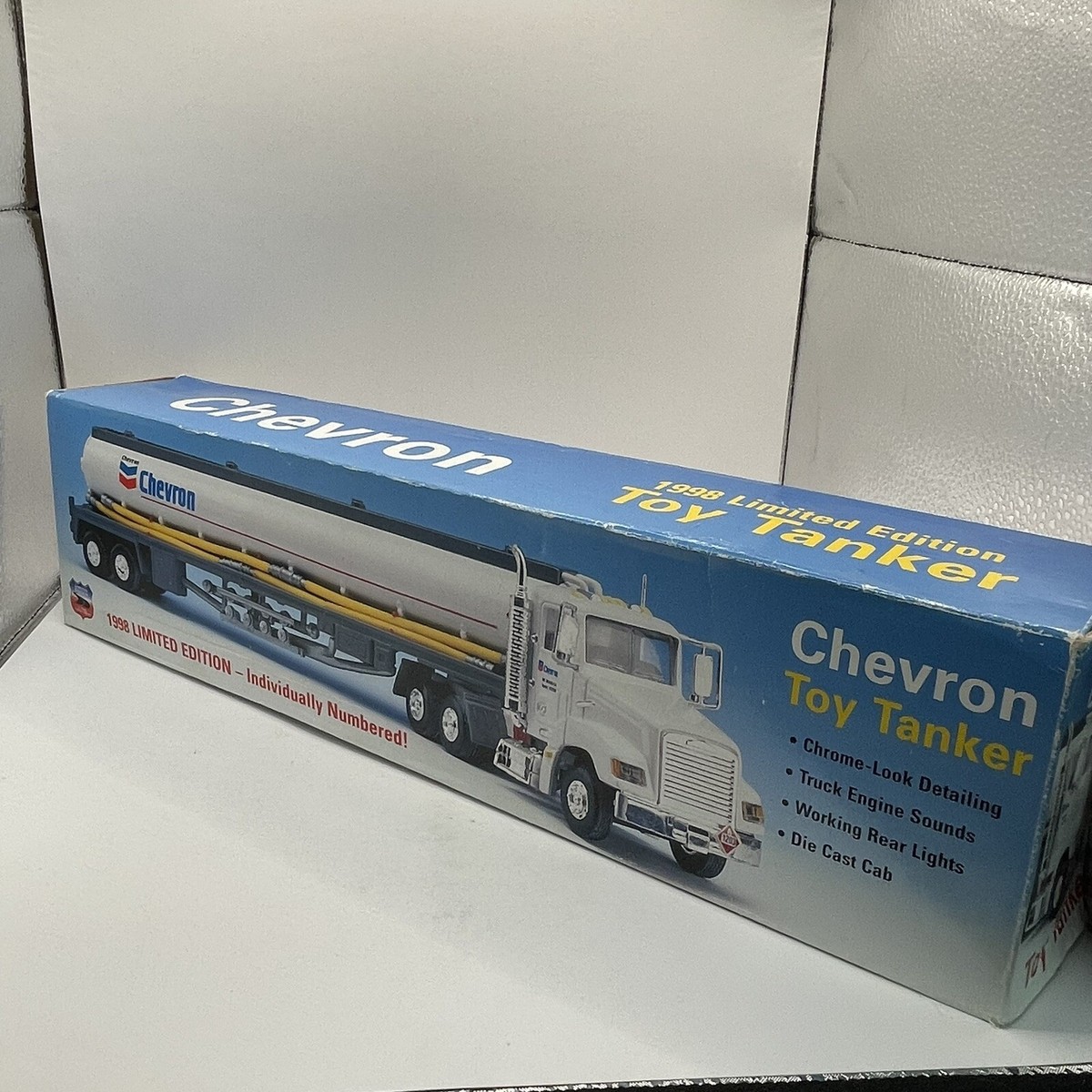 Chevron 1998 Toy Tanker Truck -Diecast Cab- Lights & Sounds