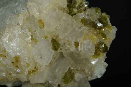 Uvit auf Magnesit / Brumado, Brasilien / Mineralienpräparat - Bild 7 von 7