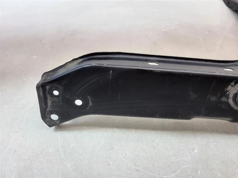 Hyundai Santa Fe 2005 2006 barra de amarre de soporte de radiador superior 64120-26201 Foto 2 de 4