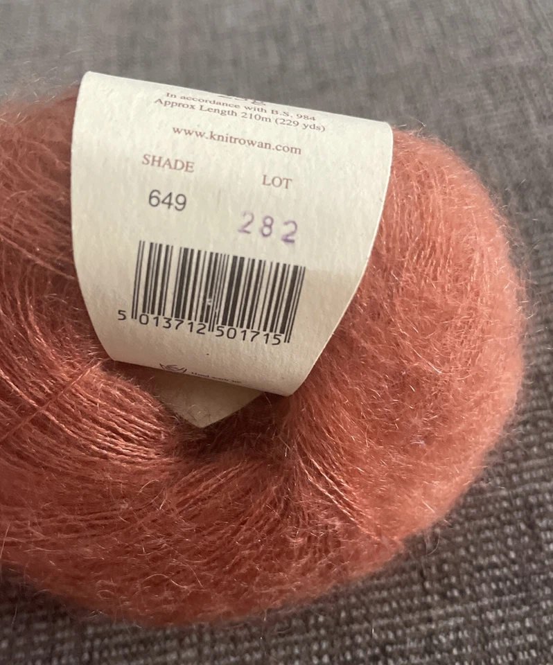 Difícil de Encontrar Nuevo Rowan Kidsilk Haze Mohair Silk, 230 yardas 25 g Ladrillo Italia Lote 282 Naranja Foto 4 de 4