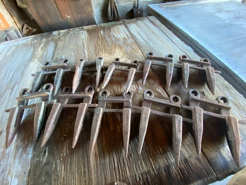 New Vintage Lot of 10 Sickle Bar Mower Guards BU 215