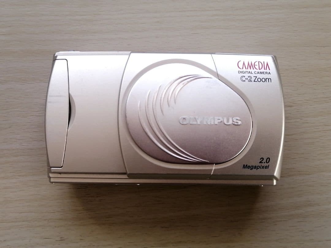 OLYMPUS CAMEDIA C-2 Zoom デジタルカメラ 中古 R659 OLYMPUS CAMEDIA C-2 Zoom Digital Camera Tested and Fully