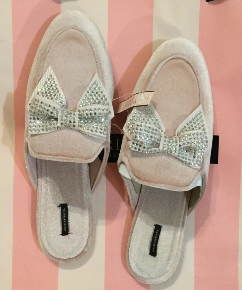 NEW Victorias Secret Rhinestone Bow Closed Toe Velvet Slide Slippers Pink M 7/8 - Image 2 of 4