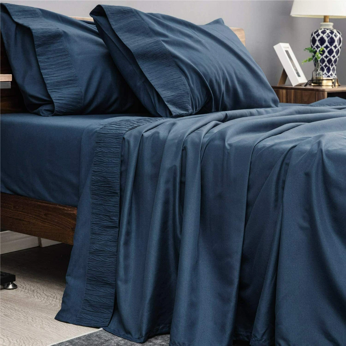 Bedsure Bed Sheet Set - Ruffled Embossed Navy Blue Bed Sheets