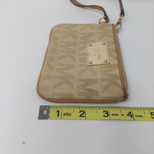 Michael Kors Tan Signature Jacquard Monogram Wristlet Jet Set Travel Wallet - Picture 7 of 15