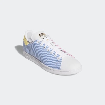 Adidas Originals Stan Smith Pride Unisex Athletic Shoes  display picture 3