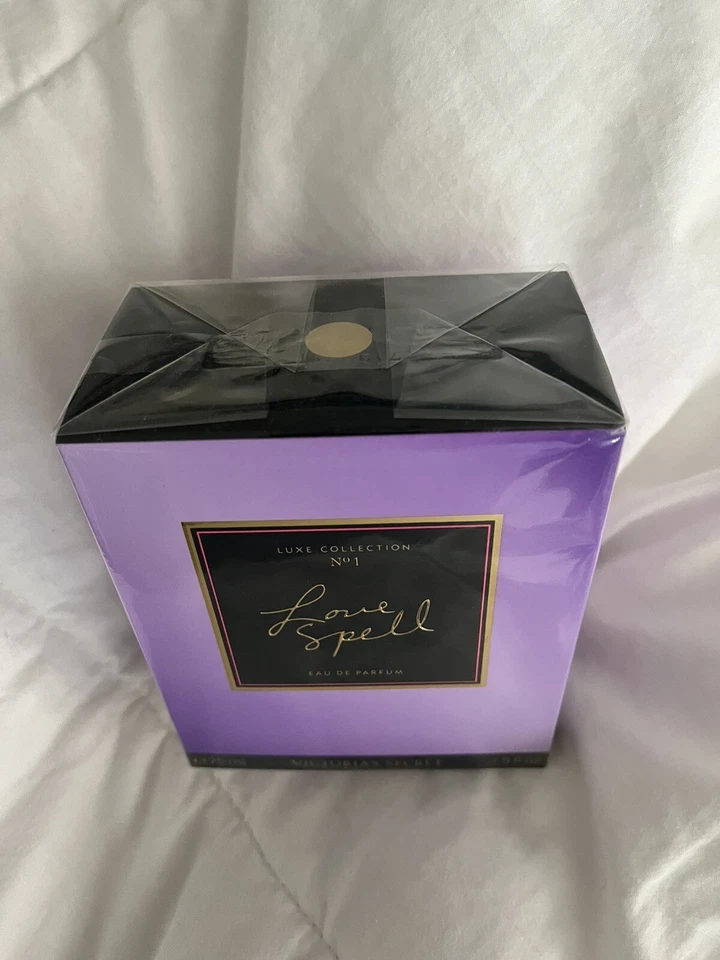Raro Love Spell Victorias Secret Eau De Parfum Perfume 2.5 Fl Oz Colección Luxe Foto 2 de 4