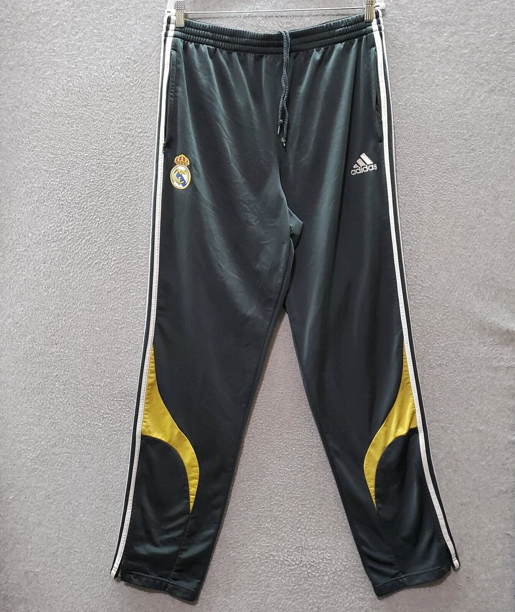 Amazon.com: adidas Pants 3/4 Real Madrid Men's Soccer 2018-19 (S) :  Clothing, Shoes & Jewelry