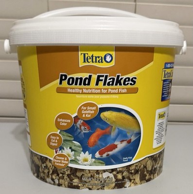 Tetra Pond Color Flakes Daily Fish Feed Food for Small Koi & Goldfish | 2.2 lb