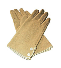 NWOT Women  s DEEP BEIGE Fashion Gloves Snap Closure Size LG / 7.5