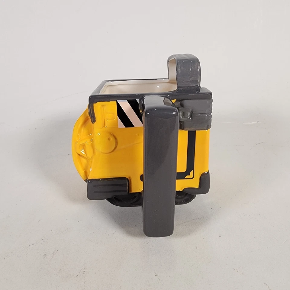 Taza de café cuadrada de cerámica WALL-E 20 oz maceta Vandor Disney Pixar LEER descripción Foto 3 de 4