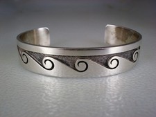 VINTAGE HOPI STERLING SILVER WATER SYMBOLS BRACELET signed